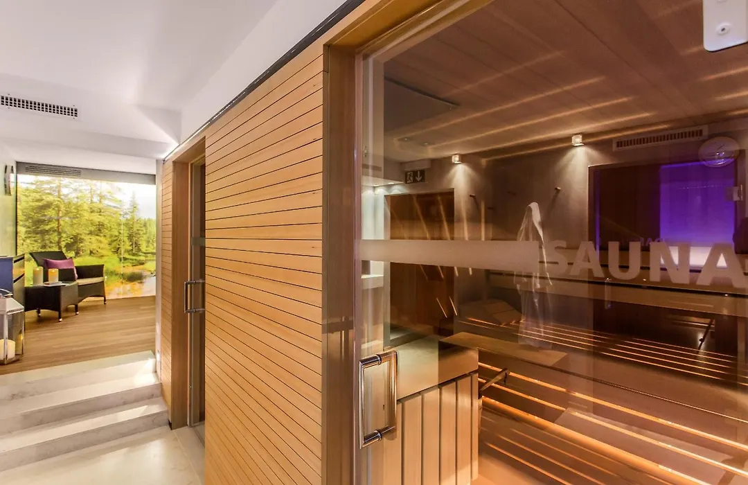 Hotel Garni Edelweiss-1